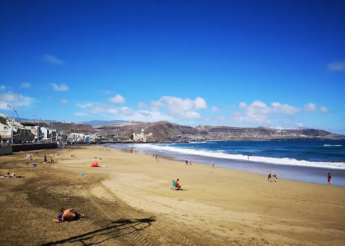 Acogedor En Primera Linea De Playa Canteras דירה *