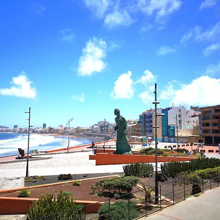 Acogedor En Primera Linea De Playa Canteras